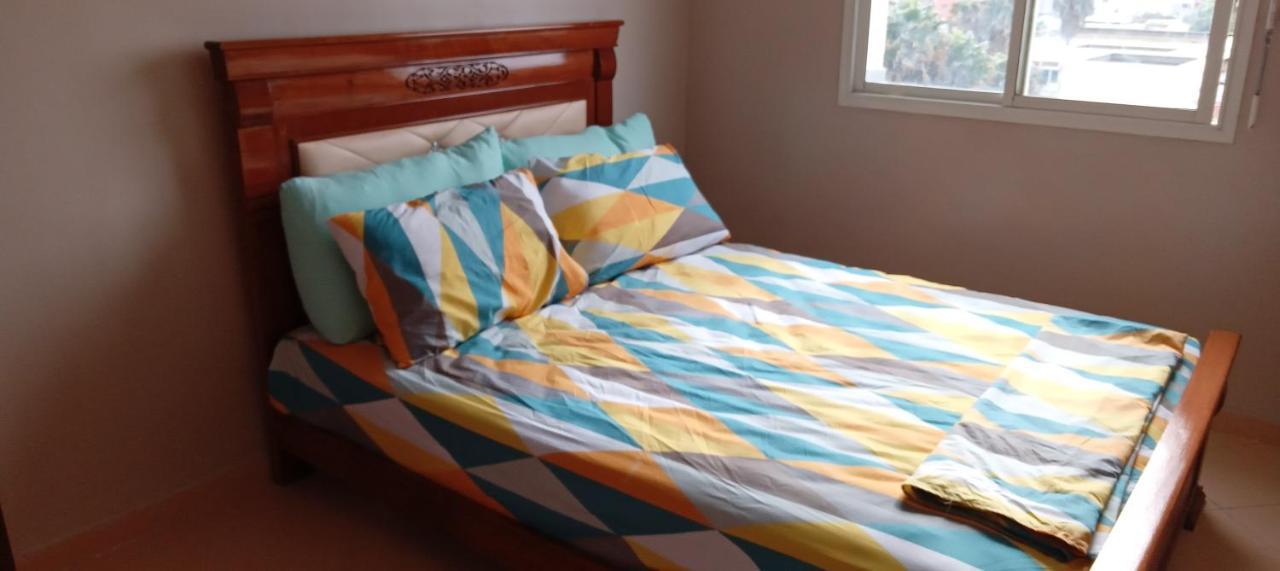 Appartement Pres De Casanearshore Et L'Ofppt 卡萨布兰卡 外观 照片